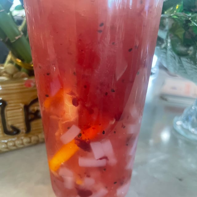 Dragon Fruit Tea with Lychee Jelly.