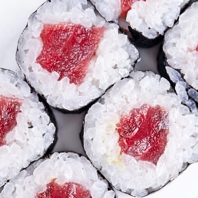 Tuna Roll.